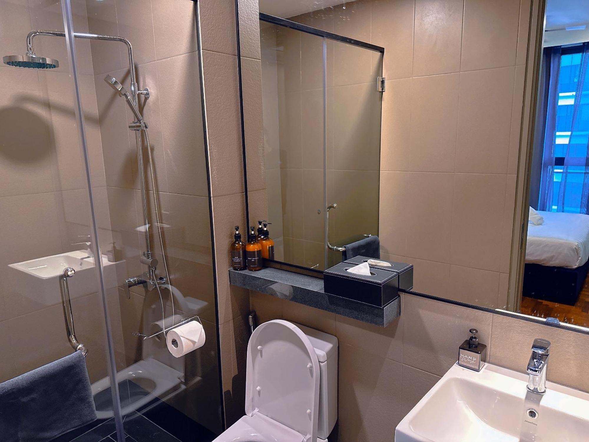 Bloomsvale Apartment *
