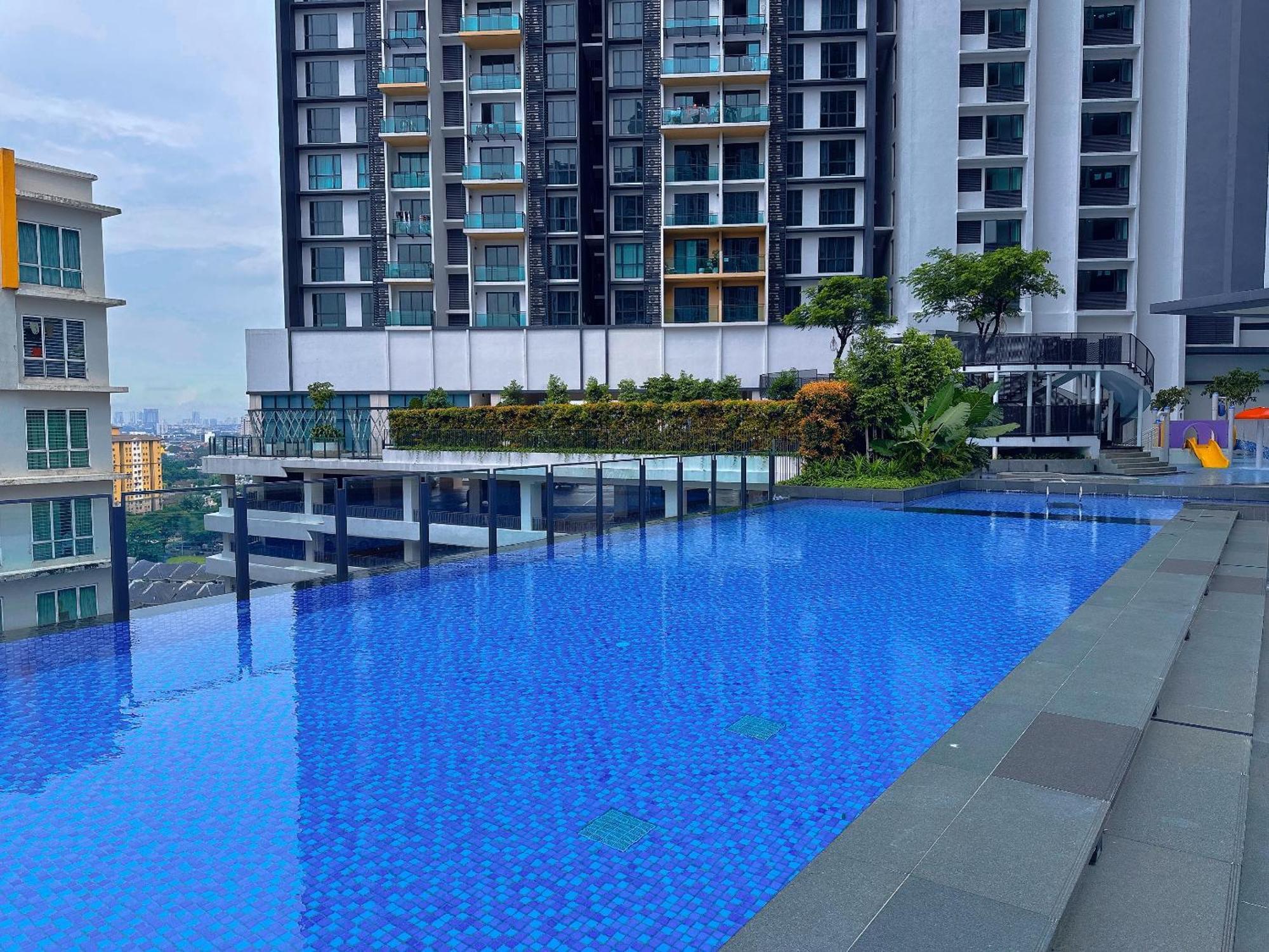 Bloomsvale Pangsapuri *